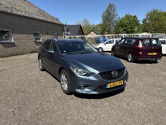 Vaurioauto  passenger cars Mazda 6 2.0 Red Dot Edition REST BPM €500,-!!! 2013/10