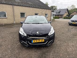 Peugeot 208 1.6 VTi Allure REST BPM €800,-!!! picture 2