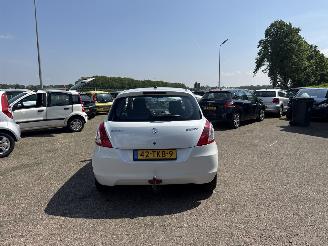 Suzuki Swift 1.2 Base picture 6