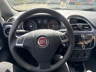 Fiat Punto Evo 1.3 M-Jet Dynamic picture 11