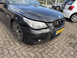 BMW 5-serie 525i Executive picture 11