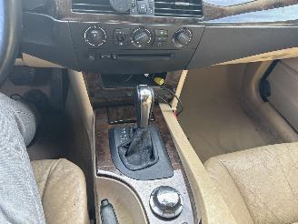 BMW 5-serie 525i Executive picture 24