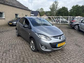 Schadeauto Mazda 2 1.3 Hanabi EERSTE EIGENAAR 2013/10