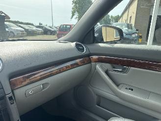 Audi A4 2.4 V6 Exclusive picture 18