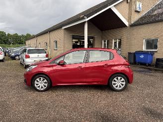 Peugeot 208 1.2 PureT. Blue Lion REST BPM €370,-!!! picture 6