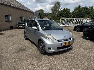 Vaurioauto  passenger cars Daihatsu Sirion 1.0-12V Premium 2008/11