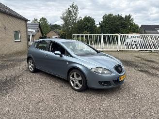 uszkodzony samochody osobowe Seat Leon 1.6 Stylance 2006/3