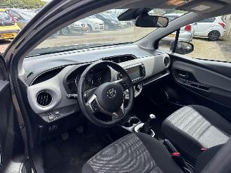 Toyota Yaris 1.0 VVT-i Trend REST BPM €300,-!!! picture 19