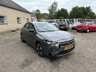 skadebil auto Opel Corsa-E e-Launch Edition 50 kWh 2020/11