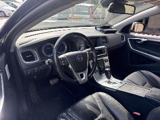 Volvo V-60 2.0T R-Design REST BPM €700,-!!! AUT picture 18