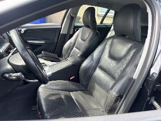 Volvo V-60 2.0T R-Design REST BPM €700,-!!! AUT picture 29