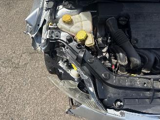 Mazda 2 1.4 Touring picture 12