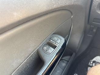 Opel Corsa 1.4-16V Anniversary Edition picture 20