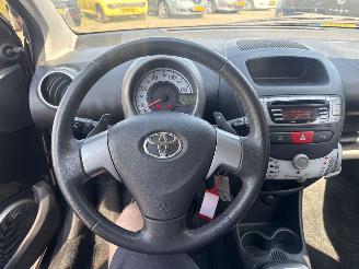 Toyota Aygo 1.0 VVT-i Aspiration AUTOMAAT picture 18