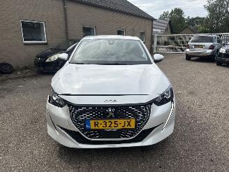 Peugeot e-208 EV Allure 50 kWh picture 2