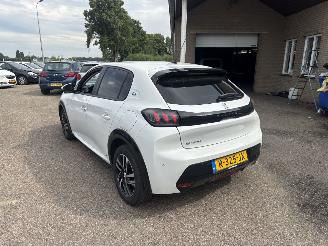 Peugeot e-208 EV Allure 50 kWh picture 6