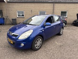 Hyundai I-20 1.2i Dynamic picture 4