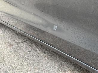 Suzuki Swift 1.0 Stijl REST BPM €700,-!!! picture 17