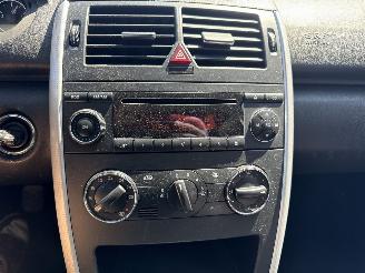 Mercedes A-klasse 150 Avantgarde picture 14
