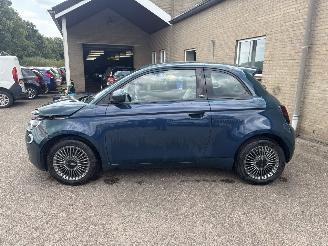 Fiat 500E RED 42 kWh picture 4