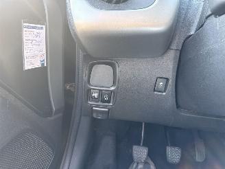 Peugeot 108 1.0 e-VTi Active WEINIG KILOMETERS picture 27