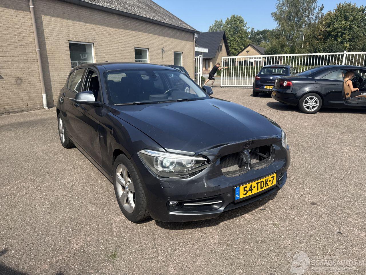 BMW 1-serie 116i Business+ REST BPM €300,-!!!