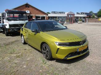Voiture accidenté Opel Astra 1.6 Hybrid Business Elegance REST BPM €250,-!!! 2023/2