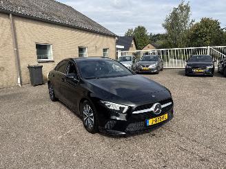 Unfallwagen Mercedes A-klasse 200 Business Solution AUT REST BPM €1200,-!!! 2020/7