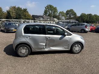 Volkswagen Up! 1.0 Move up! Bluemotion AUT REST BPM €200,-!!! picture 8