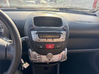 Toyota Aygo 1.0-12V Comfort Automaat picture 23