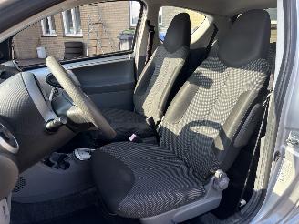 Toyota Aygo 1.0-12V Comfort Automaat picture 29