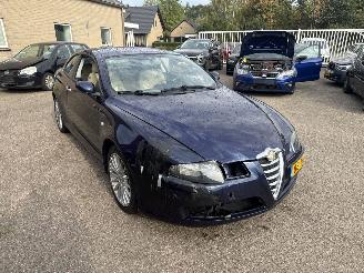Schadeauto Alfa Romeo GT 2.0 JTS Collezione 2007/1