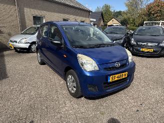 uszkodzony samochody osobowe Daihatsu Cuore 1.0 Trend AUTOMAAT 2009/7
