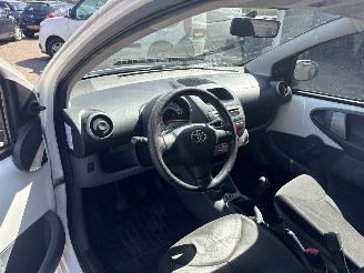 Toyota Aygo 1.0-12V Cool picture 13