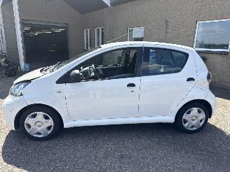 Toyota Aygo 1.0-12V Cool picture 4