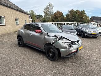 krockskadad bil auto Nissan Juke 1.6 Tekna AUT REST BPM €400,-!!! 2017/8
