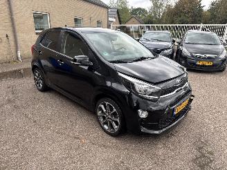 Vaurioauto  passenger cars Kia Picanto 1.0 CVVT Colour Ed. REST BPM €300,-!!! 2019/1