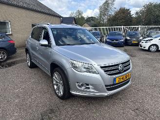 Damaged car Volkswagen Tiguan 2.0 TSI Sport&St.4Motion AUT REST BPM €300,-!!! 2010/1