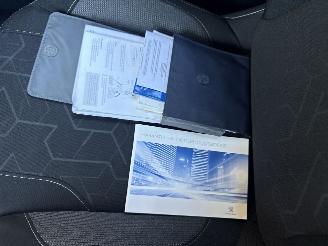 Peugeot 2008 1.2 PureTech Blue Lion AUTOMAAT REST BPM €600,-!!! picture 25