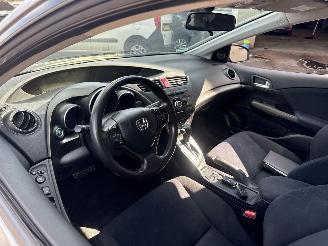 Honda Civic 5DR 1.8 GT AUTOMAAT REST BPM €300,-!!! picture 14