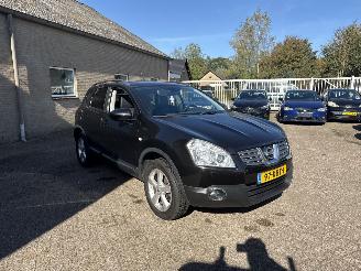 krockskadad bil auto Nissan Qashqai 2.0 Tekna AUTOMAAT 2009/11