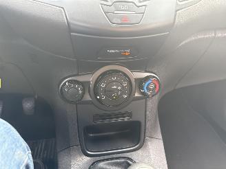 Ford Fiesta 1.25 picture 23