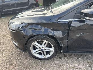 Ford Focus 1.0 Titanium REST BPM €300,-!!! picture 13