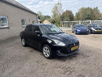 Coche accidentado Suzuki Swift 1.0 Stijl AUTOMAAT 2017/9