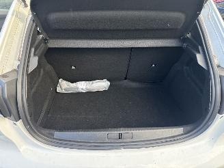 Peugeot 208 1.2 PT Allure Pack AUTOMAAT REST BPM €1400,-!!! picture 26