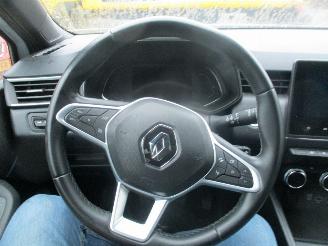 Renault Clio 1.0 TCe Bi-Fuel Intens picture 21