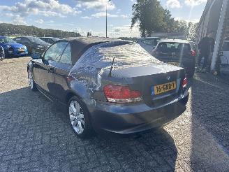 BMW 1-serie 118i Executive Cabrio picture 5