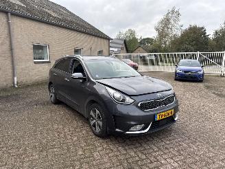 škoda osobní automobily Kia Niro 1.6 GDi H. BusinessL AUT REST BPM €300,-!!! 2018/11