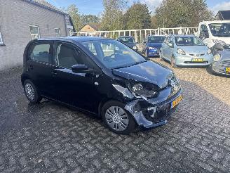 Avarii autoturisme Volkswagen Up! 1.0 move up! Bluemotion 2013/12