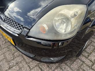Ford Fiesta 1.3-8V Futura XL picture 16